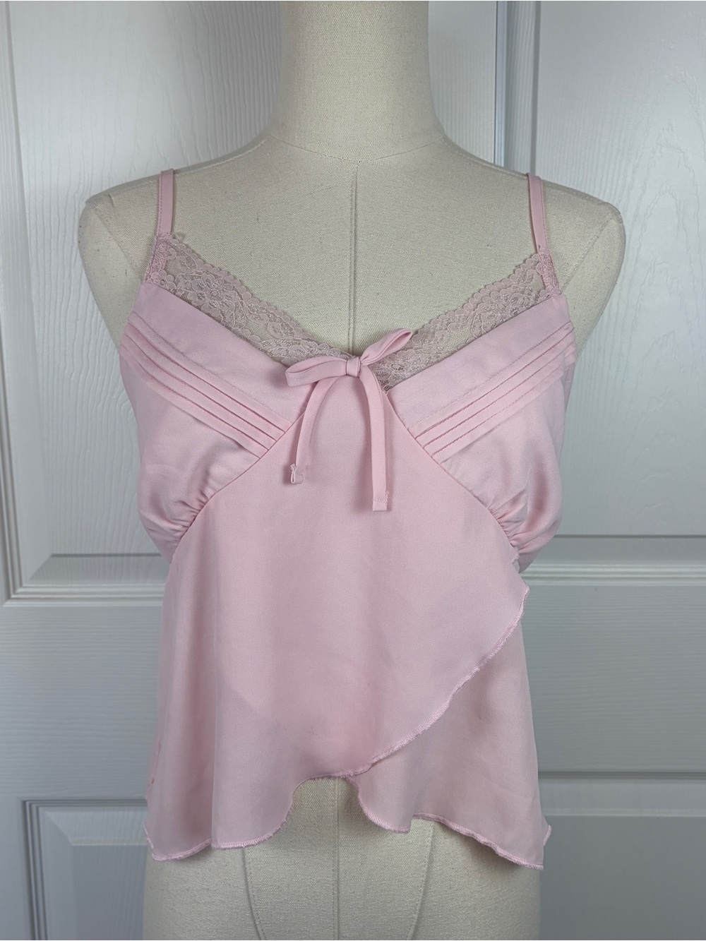 Selfie Delicate Pink Lace-Trim Cami Top